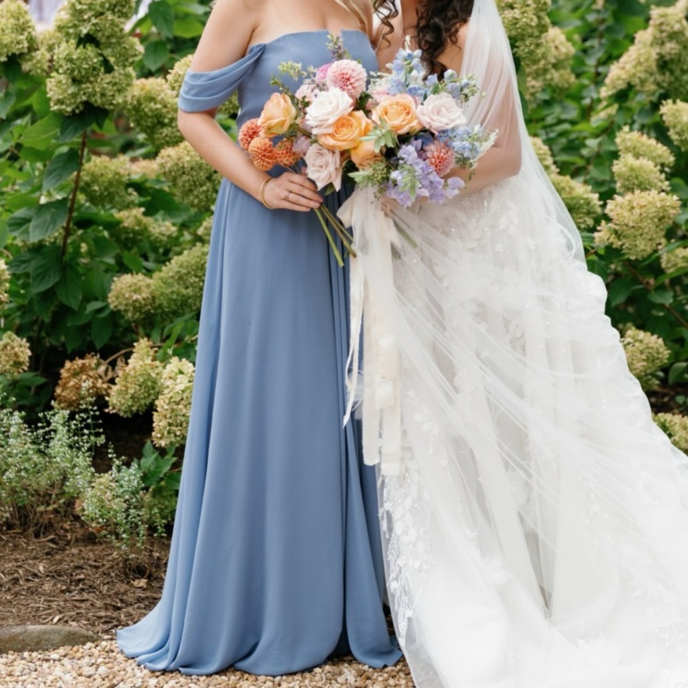 Elegant Blue Off-Shoulder Bridesmaid Gown
